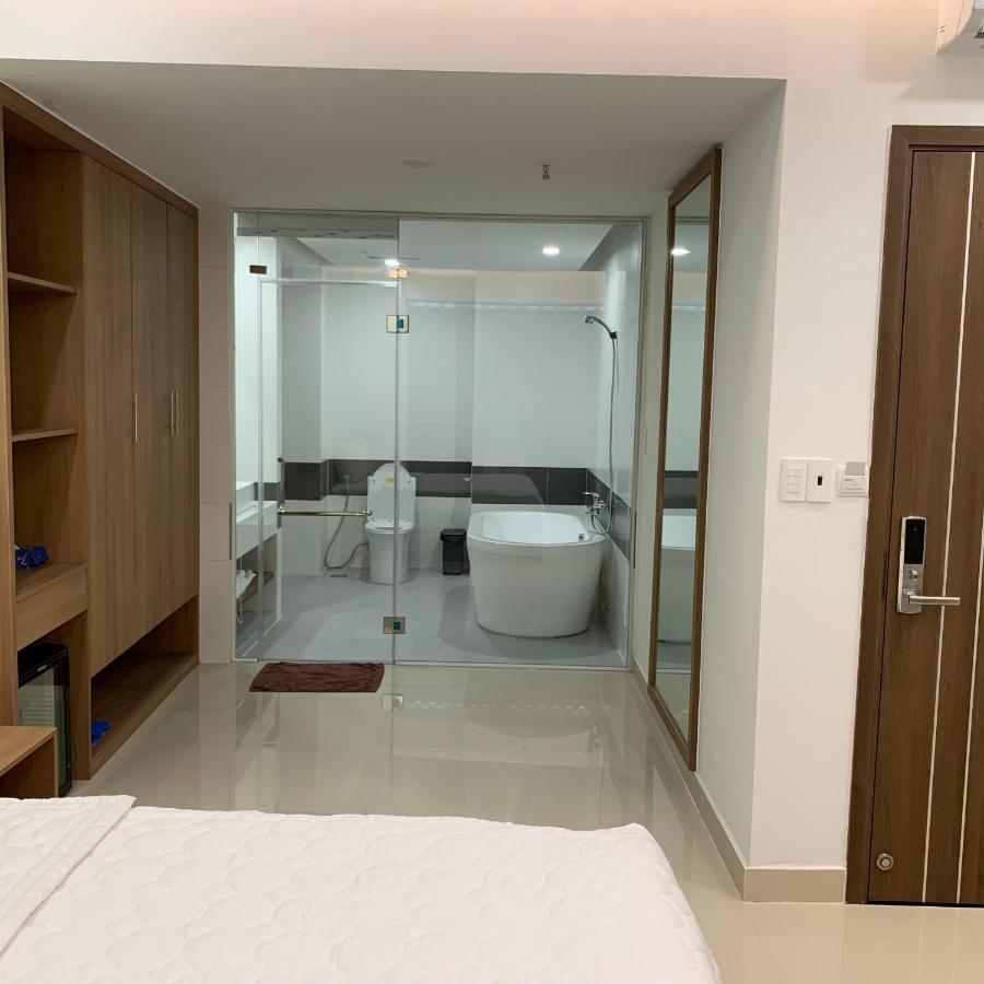 Tan Cuu Long Hotel Ho Chi Minh City Exterior photo